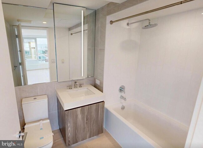 Building Photo - 1201 Half St SE