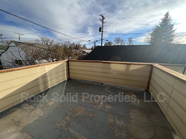 Building Photo - 3061 Reed Ave