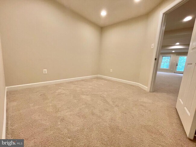 Building Photo - 3514 Tabard Ln