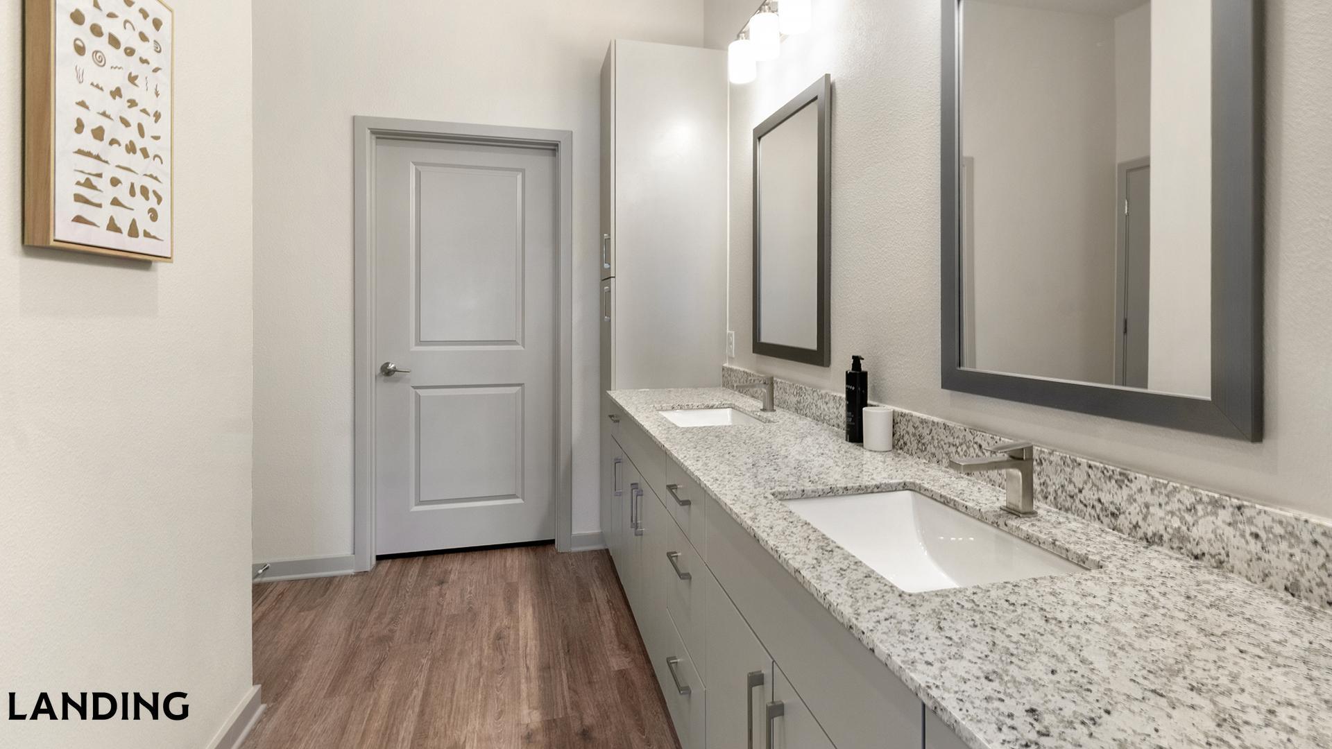 Building Photo - 7311 Baymeadows Way