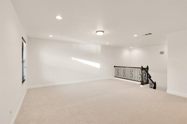 Building Photo - 11125 Bastogne Loop