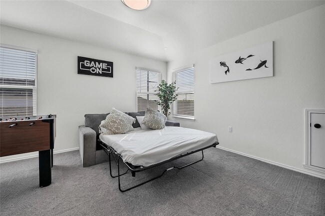 Building Photo - 12520 Anthology St