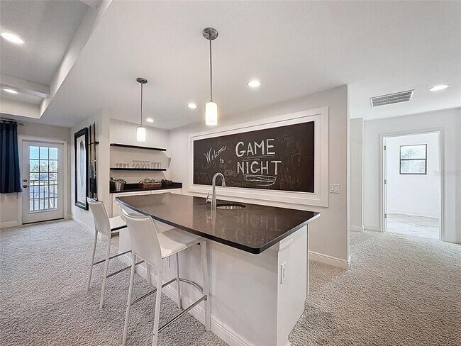 Building Photo - 10701 Laurel Vista Way