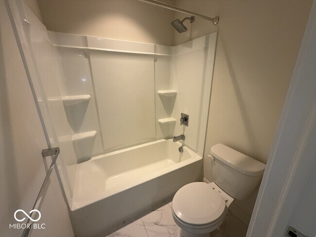 Building Photo - 411 Heritage Terrace Ln