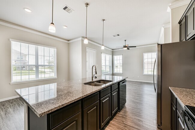 Building Photo - 3216 Walden Breeze Ct