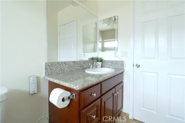 Building Photo - 3457 E Del Mar Blvd