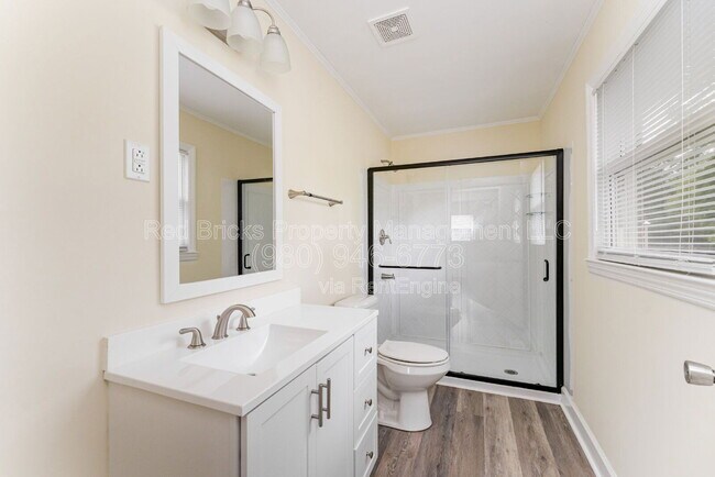 Building Photo - 14013 Eastfield Rd