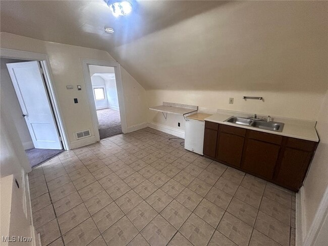 Building Photo - 3351 Desota Ave