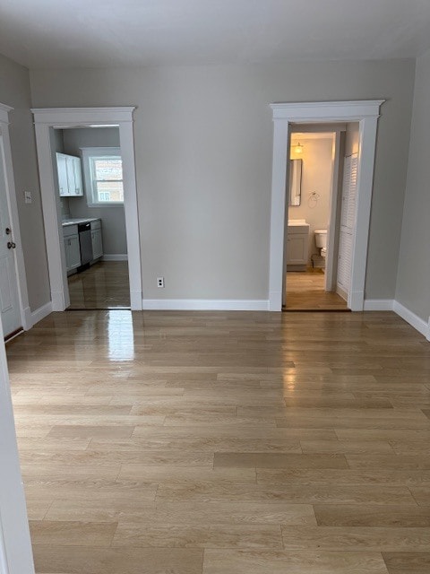 Building Photo - 911 E Washington St