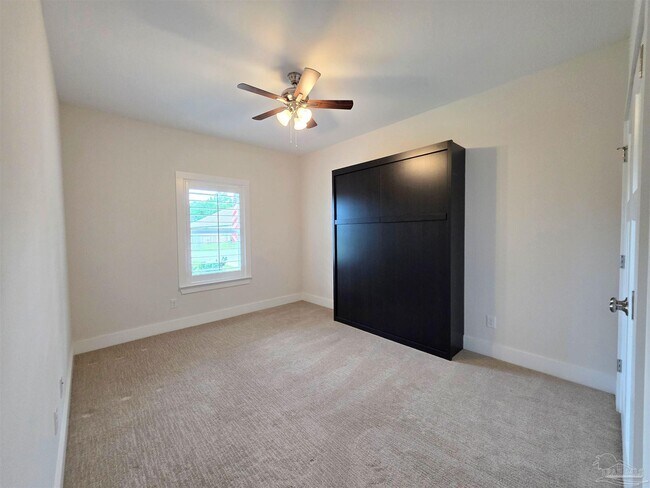 Building Photo - 4570 Omaha Dr