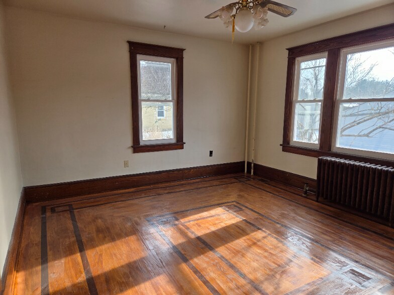 Building Photo - 630 N Courtland St