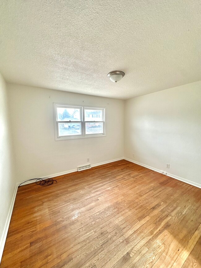 Building Photo - 3100 O Ave NW