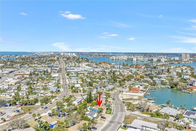 Building Photo - 6892 Gulf Winds Dr