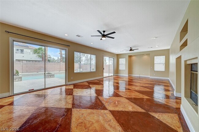 Building Photo - 9462 Castillana Ct
