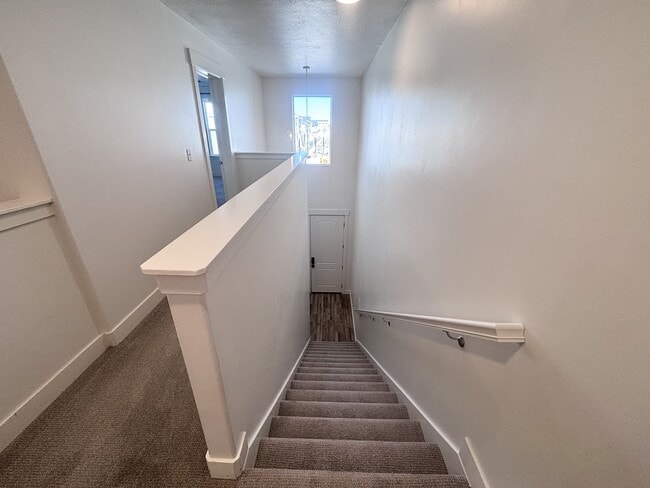 Building Photo - 3985 W 1960 N