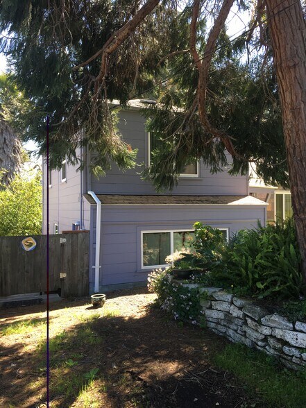 Parking space - 4012 Lambert Rd