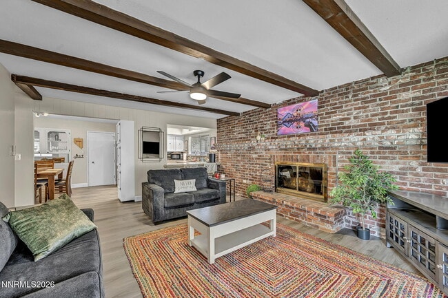 Building Photo - 1490 Foster Dr