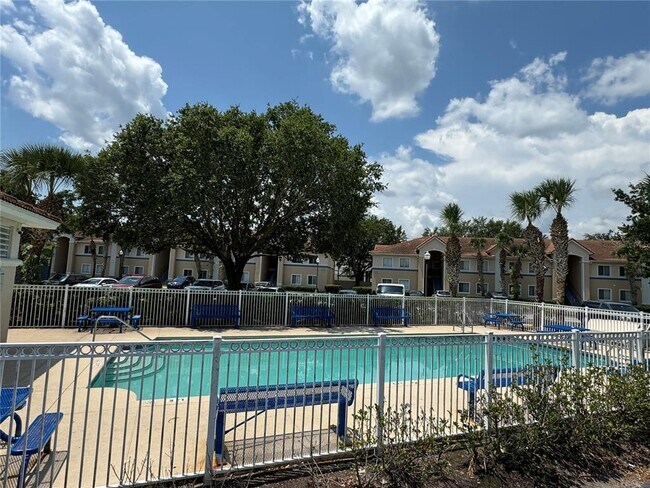 Building Photo - 489 Las Cortes Ln