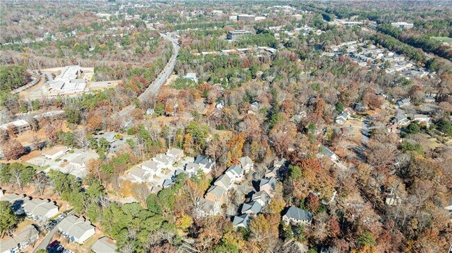 Building Photo - 1012 Madeline Ln