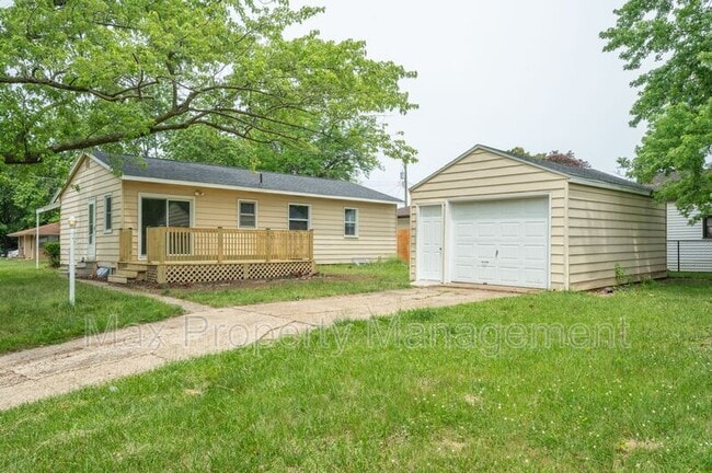 Building Photo - 4001 83rd St