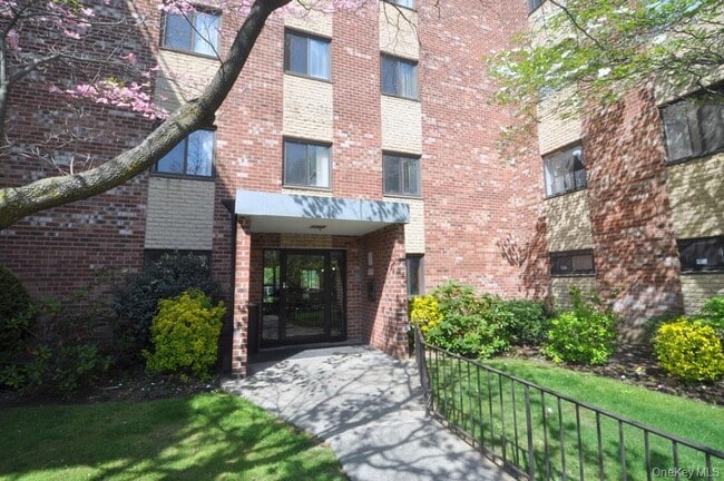 Building Photo - 119 Dehaven Dr