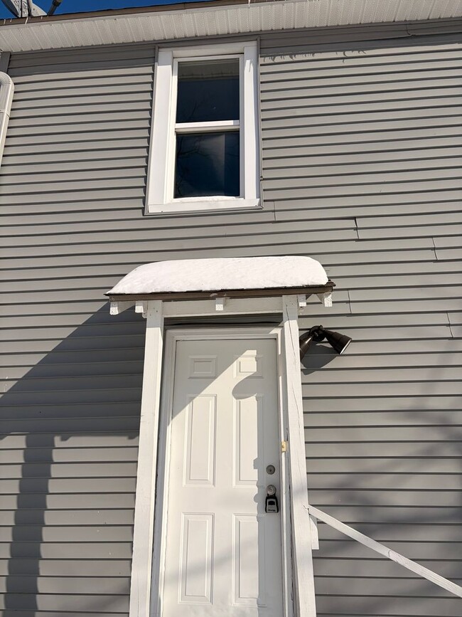 Building Photo - 1318 Union St