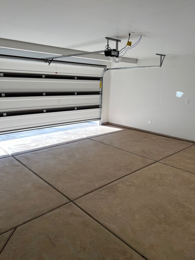 Building Photo - 4170 Phobos Wy