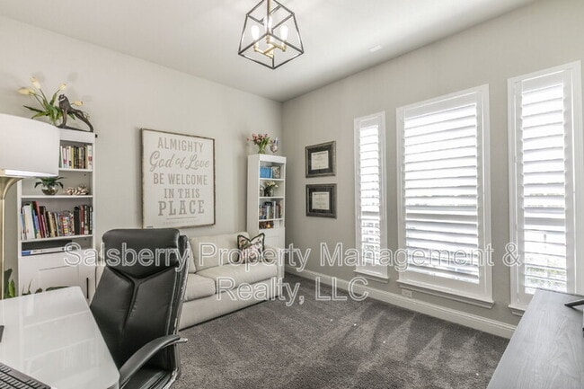 Building Photo - 10332 Morada Rd
