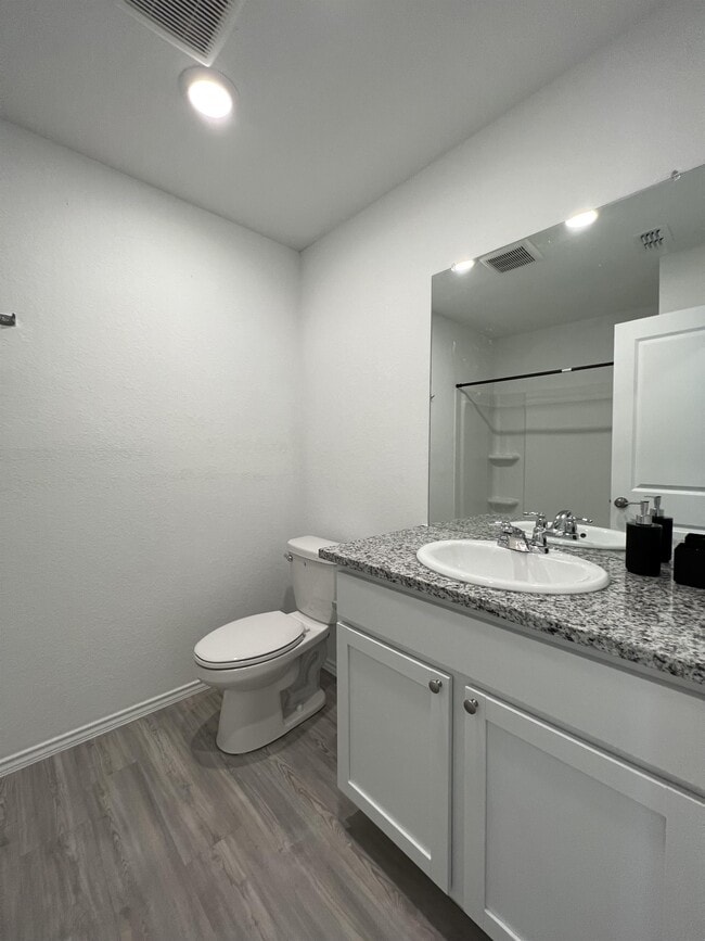 Building Photo - 8523 Grosbeak Cv