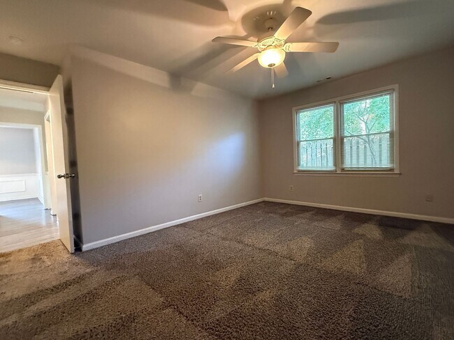Building Photo - 8317 Summerglen Cir