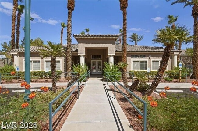 Building Photo - 2052 Jade Creek St