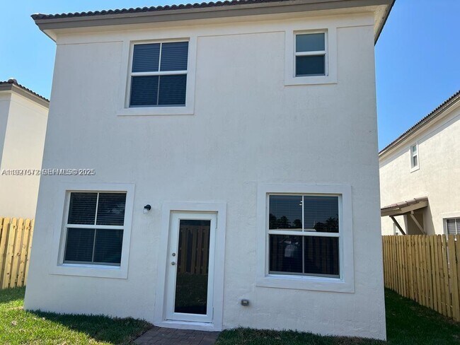 Building Photo - 2281 NW 131st Cir