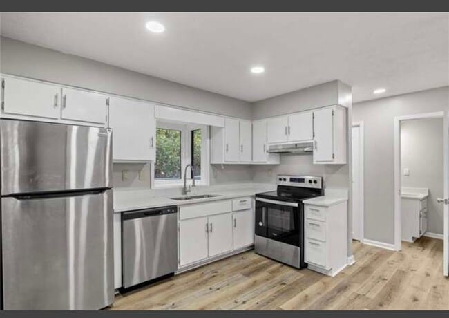 Building Photo - 338 Bradley Woods Ct NW