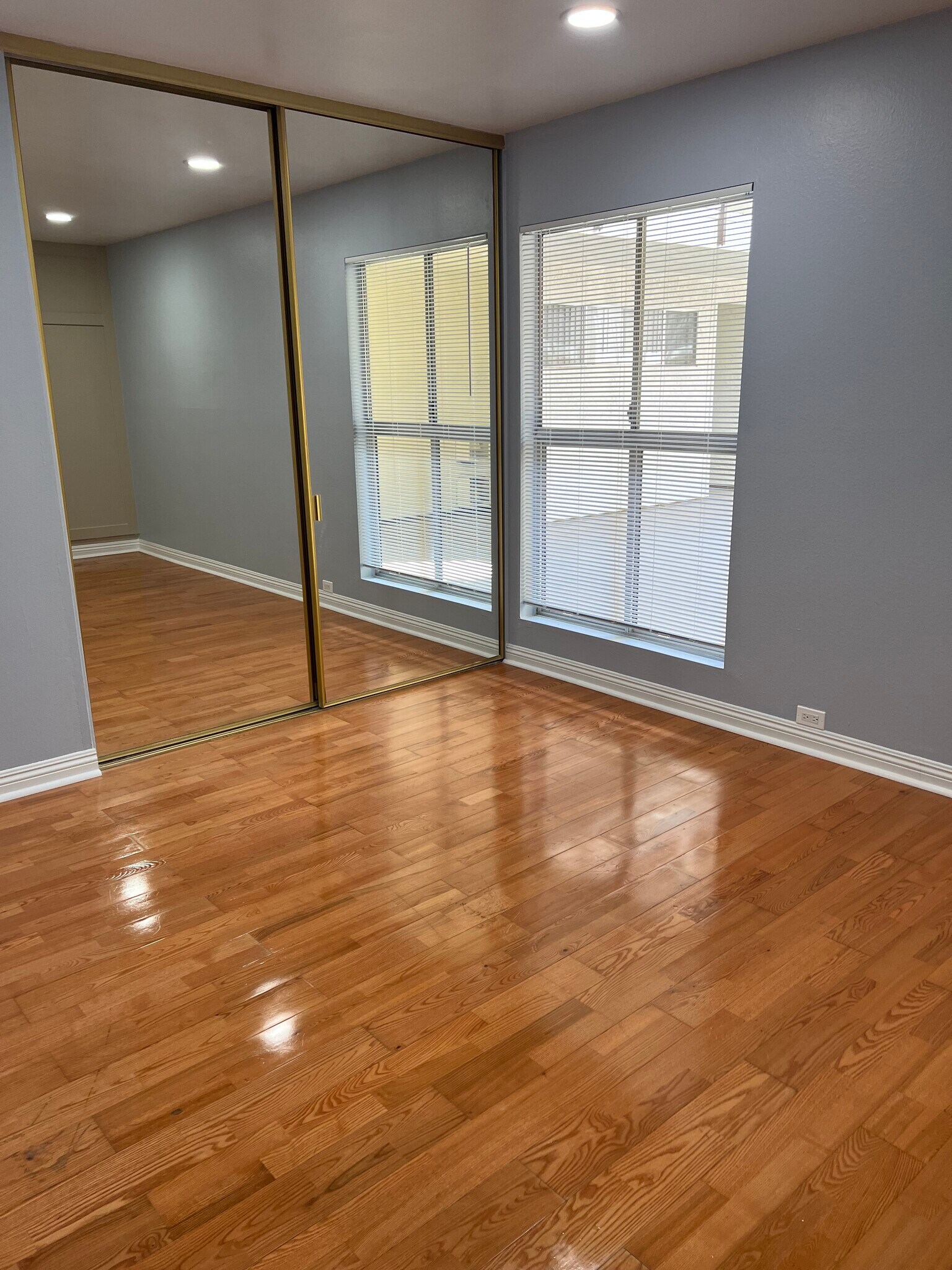 Building Photo - 3939 E Allin St