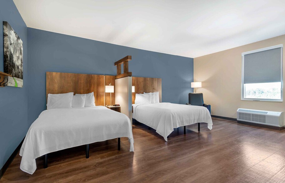 Building Photo - Furnished Studio-Atlanta - Newnan