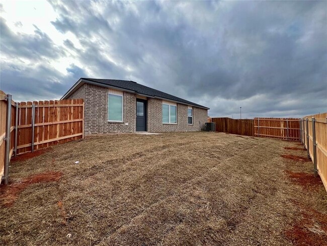 Building Photo - 6009 Bradford Pear Ln