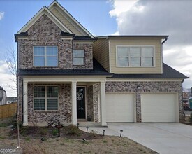 Building Photo - 1650 Albion Dr