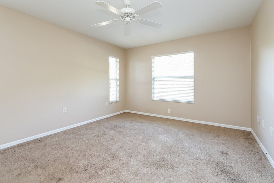 Building Photo - 5009 25th St E