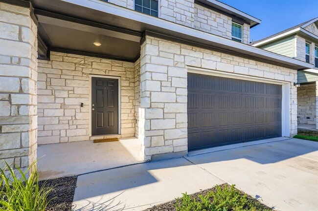 Building Photo - 157 LT Rusty Dr