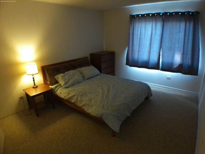 Bedroom 1 - 3345 S Monaco Pky