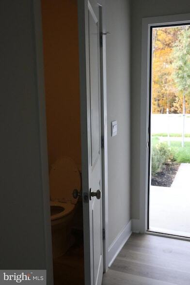 Building Photo - 218 Munsee Cir