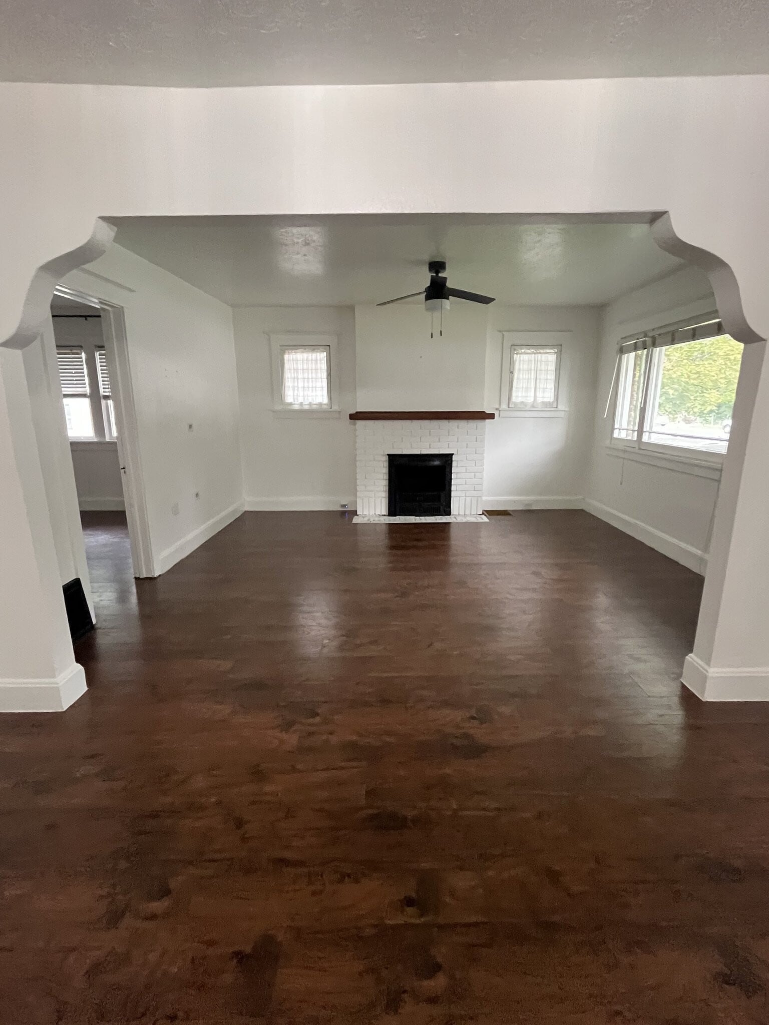 Building Photo - 782 W 100 S