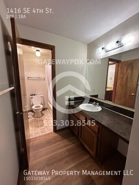 Building Photo - 1416 SE 4th St