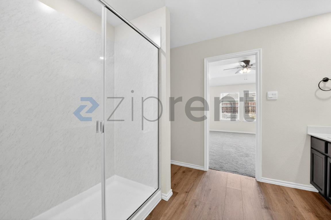 Building Photo - 13137 Rich Ln