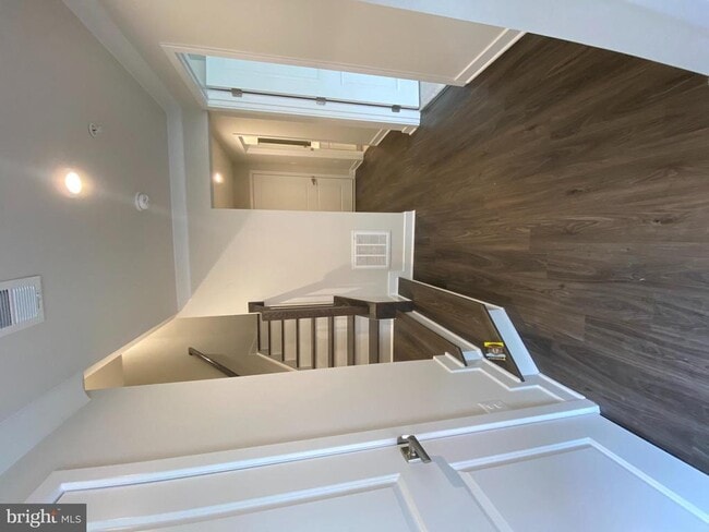 Building Photo - 2822 Toles Park Dr