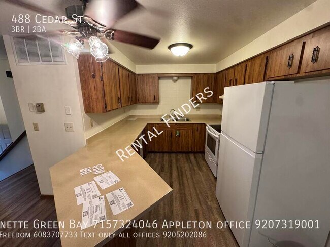 Primary Photo - 488 Cedar St