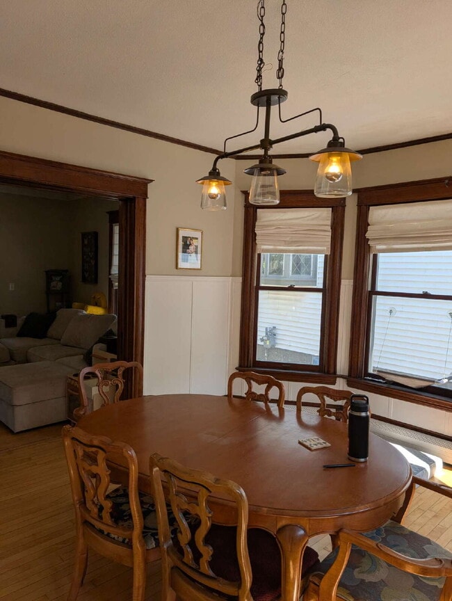 Building Photo - 3BR/2BA Northeast Minneapolis Home With Character, Privacy, and Room to Relax