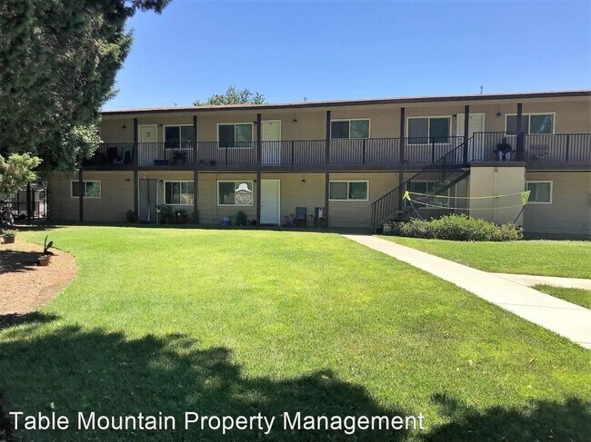 Building Photo - 1 br, 1 bath Apartment - 2720 Oro Dam Blvd E