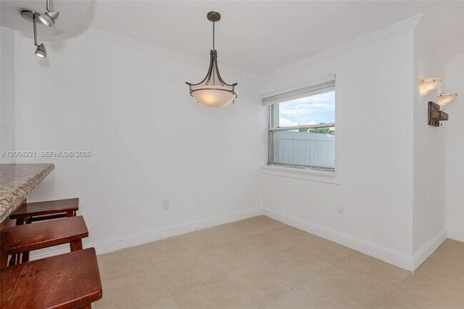 Building Photo - 4520 SW 68th Ct Cir