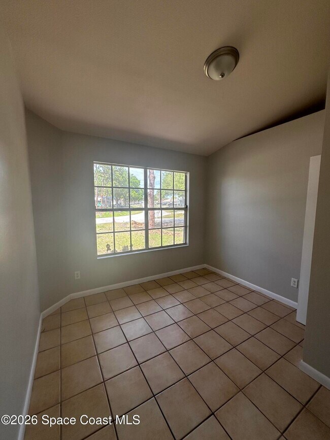 Building Photo - 1100 Ipswich St NW